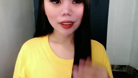 Snapshot of asuna_charming chatting on 02/18/26, 03:46 asuna_charming online show from 02/18/26, 03:46