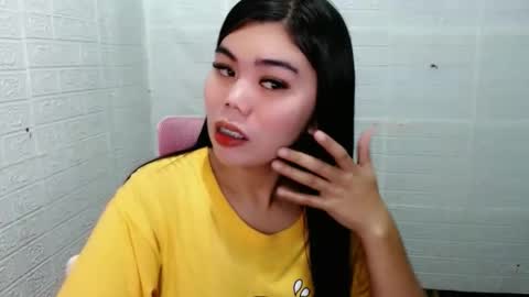 Snapshot of asuna_charming chatting on 02/19/26, 07:04 asuna_charming online show from 02/19/26, 07:04