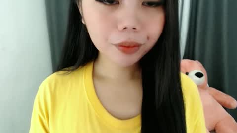 Snapshot of asuna_charming chatting on 03/08/26, 05:22 asuna_charming online show from 03/08/26, 05:22