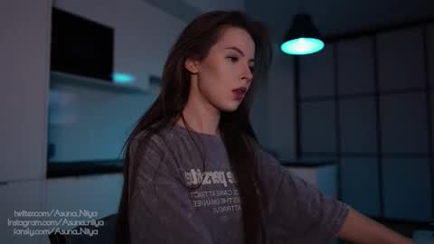 Asuna Niiya - online show from 10/23/25, 06:39