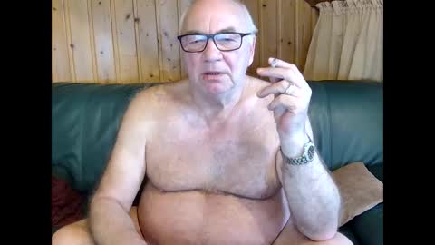 asusandy online show from 02/22/25, 01:57