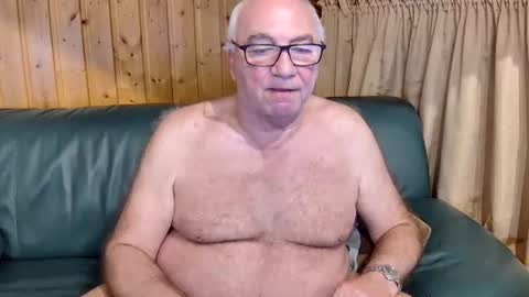 asusandy online show from 03/02/25, 12:42