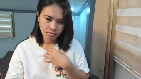 asuzaka27 online show from 01/19/25, 05:05