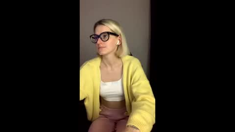 asya_new online show from 11/04/25, 04:17