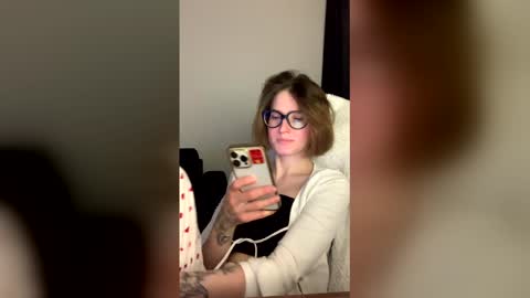 Snapshot of asya_new chatting on 04/14/26, 09:43 asya_new online show from 04/14/26, 09:43