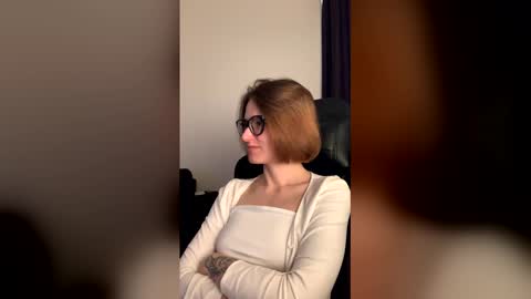 Snapshot of asya_new chatting on 04/22/26, 11:23 asya_new online show from 04/22/26, 11:23