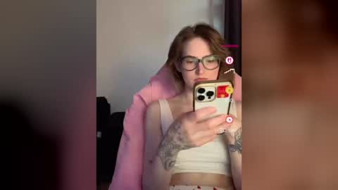 Snapshot of asya_new chatting on 06/26/26, 06:12 asya_new online show from 06/26/26, 06:12