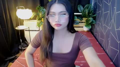 Snapshot of atashakendall chatting on 04/21/26, 04:12 atashakendall online show from 04/21/26, 04:12