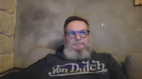 Snapshot of atatanka chatting on 01/26/25, 06:37 atatanka online show from 01/26/25, 06:37