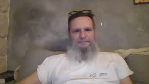 Snapshot of atatanka chatting on 01/28/25, 12:15 atatanka online show from 01/28/25, 12:15