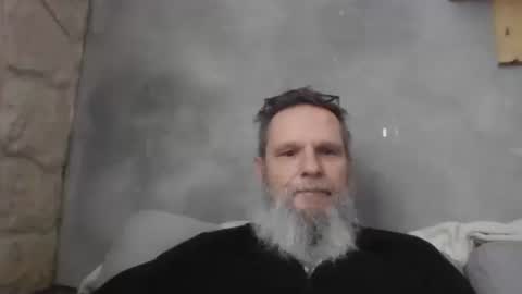 Snapshot of atatanka chatting on 01/28/25, 01:59 atatanka online show from 01/28/25, 01:59