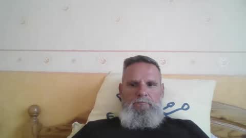 Snapshot of atatanka chatting on 09/10/25, 11:32 atatanka online show from 09/10/25, 11:32