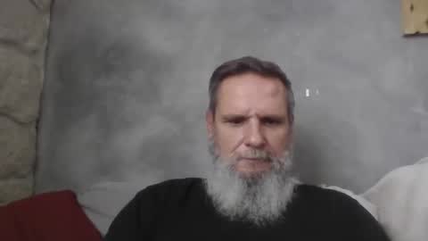 Snapshot of atatanka chatting on 10/27/25, 12:31 atatanka online show from 10/27/25, 12:31