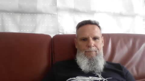 Snapshot of atatanka chatting on 06/08/26, 02:50 atatanka online show from 06/08/26, 02:50