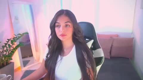 atena676 online show from 12/04/25, 09:01