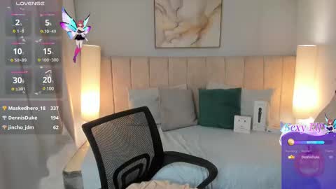 Snapshot of atena_cuteee chatting on 03/08/25, 05:28 sofia online show from 03/08/25, 05:28