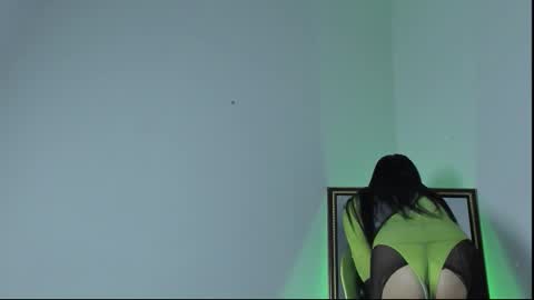 Snapshot of atena_hill chatting on 01/10/26, 08:21 Athena online show from 01/10/26, 08:21