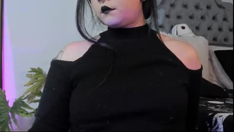 Snapshot of atena_hill chatting on 01/16/26, 07:18 Athena online show from 01/16/26, 07:18