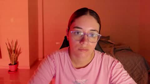 Snapshot of atenas__05 chatting on 02/19/26, 09:27 atenas online show from 02/19/26, 09:27