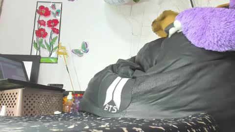 Snapshot of atenea16 chatting on 02/21/25, 08:27 ATENEA online show from 02/21/25, 08:27