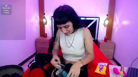 Snapshot of atenea_420 chatting on 03/05/26, 03:08 COLOMBIA online show from 03/05/26, 03:08