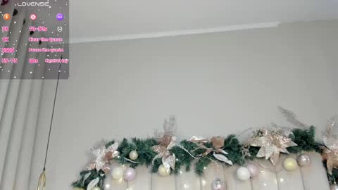 Snapshot of atenea_roberts chatting on 12/17/24, 01:18 ATENEA ROBERTS Sofia online show from 12/17/24, 01:18