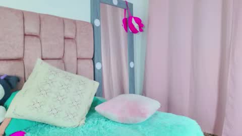 Snapshot of ateneacox chatting on 03/06/26, 11:01 ateneacox online show from 03/06/26, 11:01