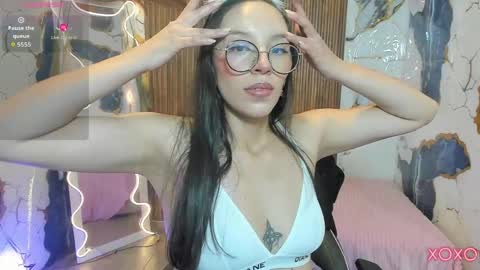 Atenea online show from 04/01/26, 03:40