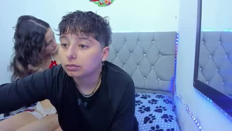 Snapshot of athenea_zuleinys chatting on 12/14/25, 12:10 athenea_zuleinys online show from 12/14/25, 12:10