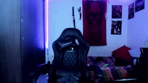 Snapshot of atheneoo_ chatting on 02/27/25, 09:11 athenauwu online show from 02/27/25, 09:11