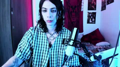 Snapshot of atheneoo_ chatting on 10/12/25, 05:50 athenauwu online show from 10/12/25, 05:50