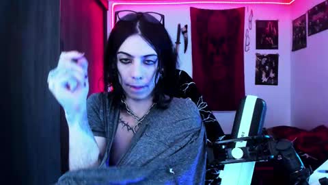 Snapshot of atheneoo_ chatting on 10/26/25, 05:24 athenauwu online show from 10/26/25, 05:24