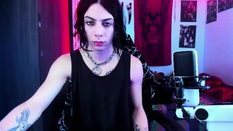 Snapshot of atheneoo_ chatting on 11/10/25, 04:44 athenauwu online show from 11/10/25, 04:44