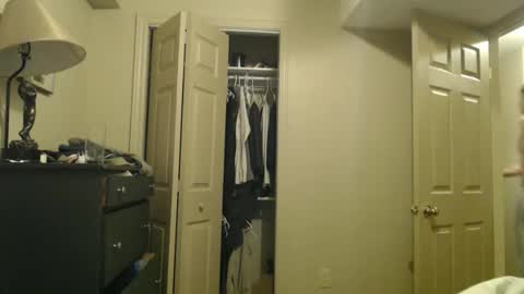 Snapshot of athleteguy55555 chatting on 12/21/25, 04:41 tommycb55555 online show from 12/21/25, 04:41