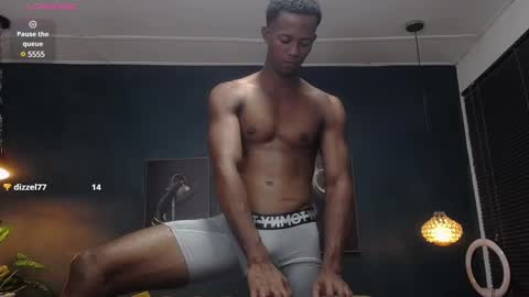 Snapshot of athleticbig_cock chatting on 01/25/25, 04:56 ATHLETIC COCK online show from 01/25/25, 04:56