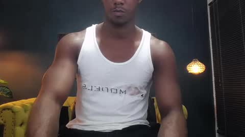 Snapshot of athleticbig_cock chatting on 09/24/25, 02:04 ATHLETIC COCK online show from 09/24/25, 02:04