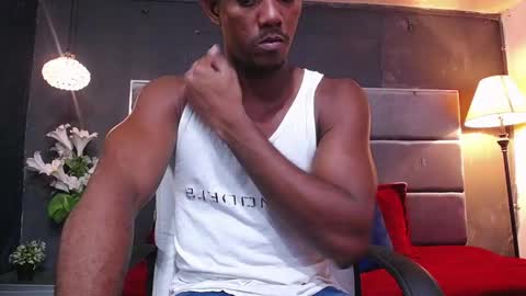 Snapshot of athleticbig_cock chatting on 10/11/25, 02:00 ATHLETIC COCK online show from 10/11/25, 02:00