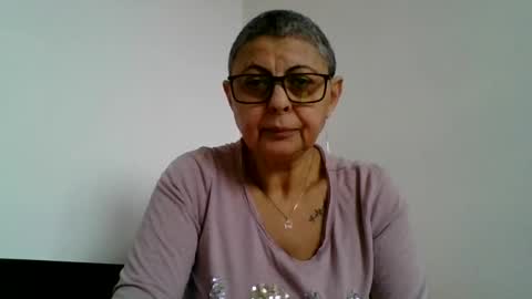 Snapshot of atikaarea chatting on 01/21/25, 09:35 atikaarea online show from 01/21/25, 09:35