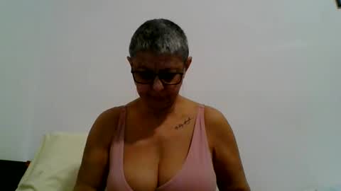 Snapshot of atikaarea chatting on 01/28/25, 07:42 atikaarea online show from 01/28/25, 07:42