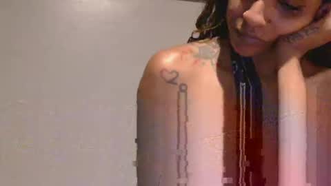 AtirahCali online show from 09/11/25, 07:58