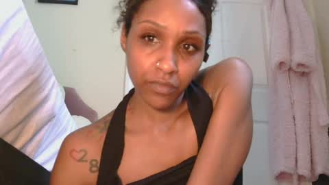 AtirahCali online show from 06/15/26, 06:43