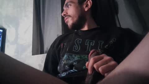 Snapshot of atmorin01 chatting on 10/27/25, 11:03 Atmarin199 aka Dre online show from 10/27/25, 11:03