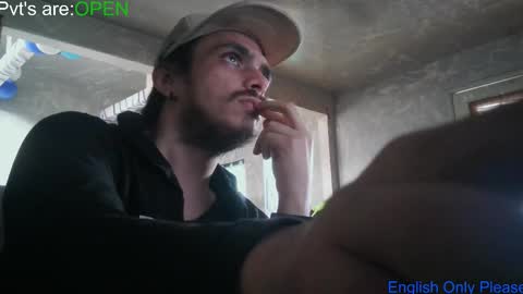 Snapshot of atmorin01 chatting on 01/05/26, 05:27 Atmarin199 aka Dre online show from 01/05/26, 05:27