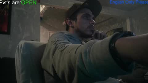 Snapshot of atmorin01 chatting on 03/05/26, 05:58 Atmarin199 aka Dre online show from 03/05/26, 05:58