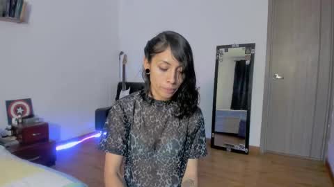 Snapshot of atomns41 chatting on 11/29/25, 02:25 Carolina online show from 11/29/25, 02:25