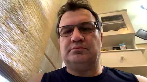 Snapshot of atozzzz chatting on 01/10/26, 04:42 atozzzz online show from 01/10/26, 04:42