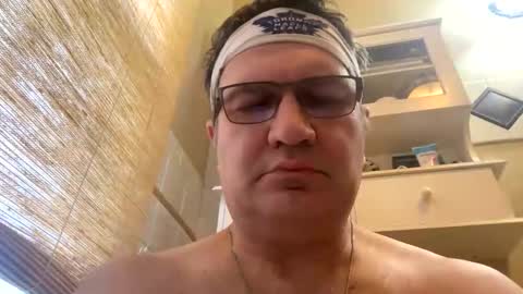 Snapshot of atozzzz chatting on 01/11/26, 05:29 atozzzz online show from 01/11/26, 05:29