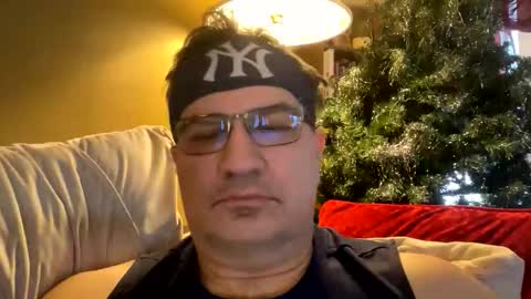 Snapshot of atozzzz chatting on 01/17/26, 07:28 atozzzz online show from 01/17/26, 07:28