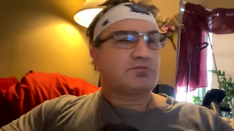 Snapshot of atozzzz chatting on 02/28/26, 10:33 atozzzz online show from 02/28/26, 10:33