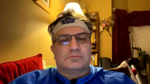 Snapshot of atozzzz chatting on 03/15/26, 05:02 atozzzz online show from 03/15/26, 05:02